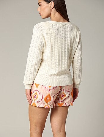Cardigan à col V en maille délicatement ajourée avec boutons 'Deeluxe'