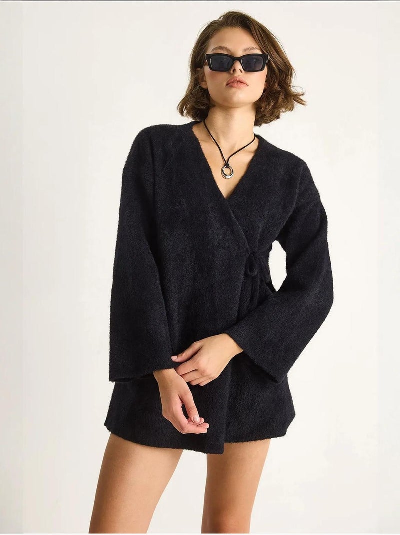 Cardigan court en maille côtelée avec fermeture à nouer lucci Noir - Kiabi