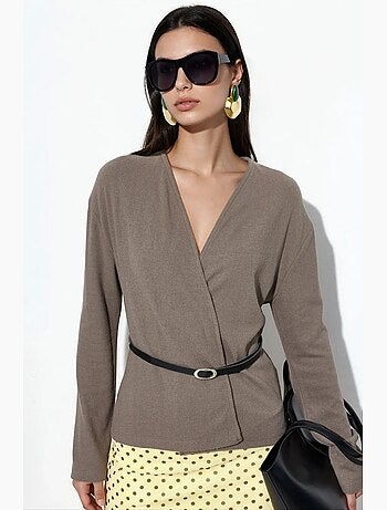 Cardigan en maille côtelée avec ceinture busem