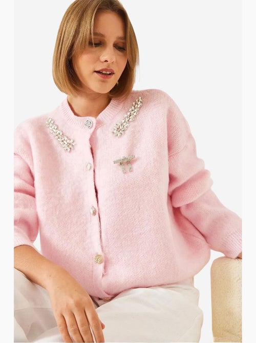 Cardigan en maille polaire à col ornementé lucci - Kiabi Cardigan en maille polaire à col ornementé lucci - Kiabi
