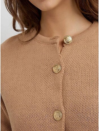 Cardigan en tricot boutonné