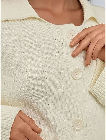 Cardigan en tricot texturé avec boutons