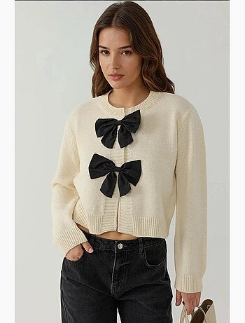 Cardigan ras du cou en tricot épais avec fermeture à boutons hiccup