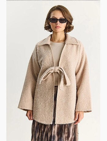 Cardigan texturé surdimensionné à col en v et fermeture à nouer avec fausse fourrure lucci