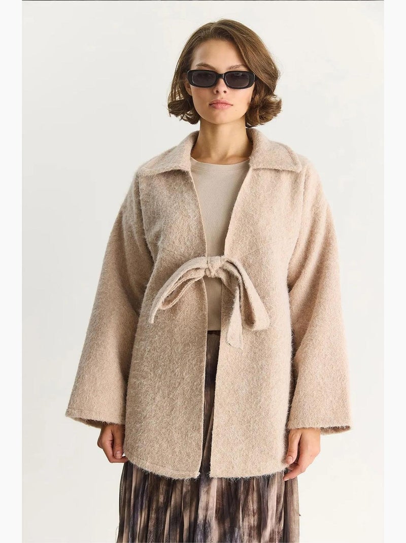 Cardigan texturé surdimensionné à col en v et fermeture à nouer avec fausse fourrure lucci Beige argile - Kiabi