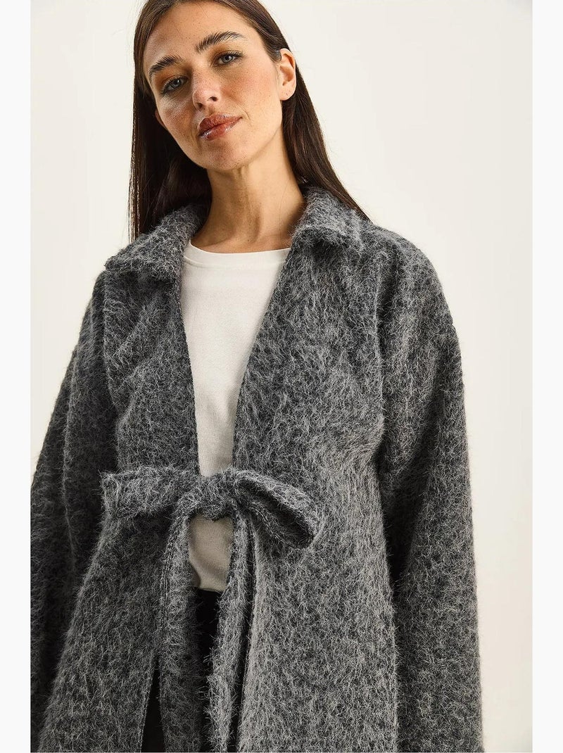 Cardigan texturé surdimensionné à col en v et fermeture à nouer avec fausse fourrure lucci Gris - Kiabi