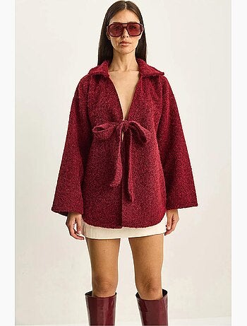 Cardigan texturé surdimensionné à col en v et fermeture à nouer avec fausse fourrure lucci