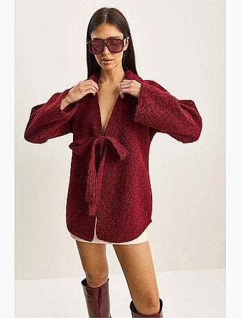 Cardigan texturé surdimensionné à col en v et fermeture à nouer avec fausse fourrure lucci