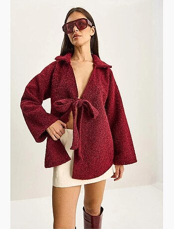 Cardigan texturé surdimensionné à col en v et fermeture à nouer avec fausse fourrure lucci