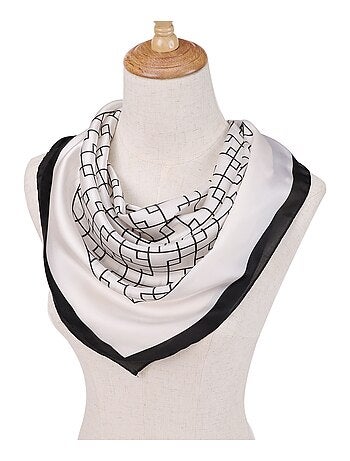 Carré de Soie LABYRINTHE