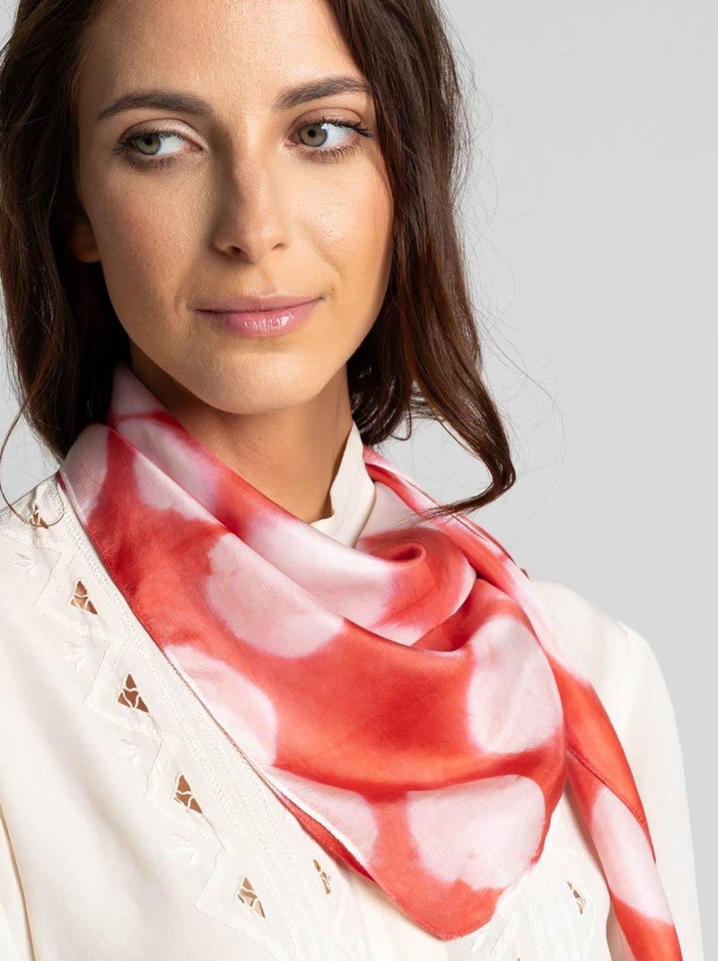 Carré de Soie Tie Dye Kinchi - Artisanat VietNam Rouge - Kiabi