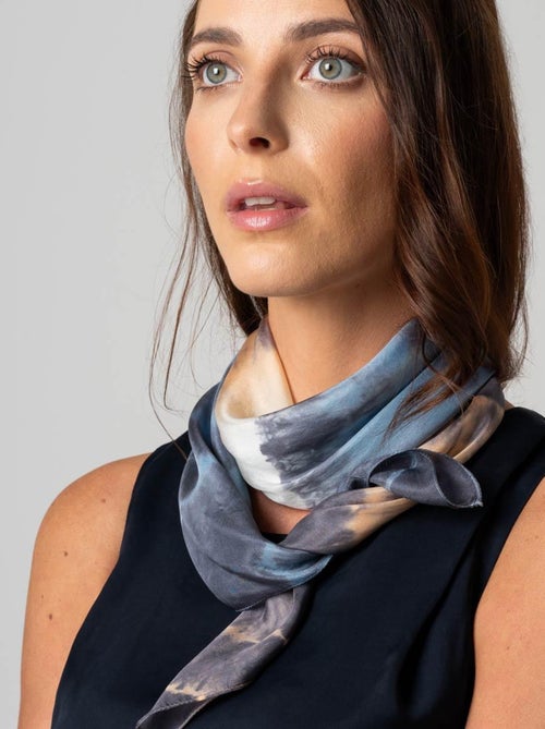 Carré de Soie Tie Dye Tao - Artisanat VietNam - Kiabi