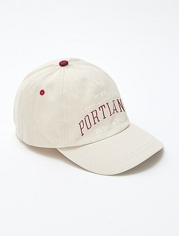 Casquette avec inscription