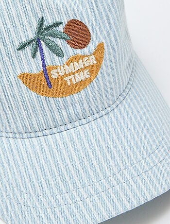 Casquette rayée avec patch brodé