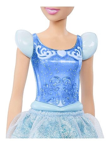 Cendrillon articulée avec tenue scintillante et accessoires