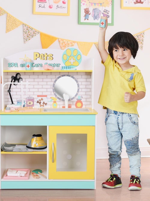 Centre Vétérinaire imitation jouet en bois pour 19 accessoires - Kiabi