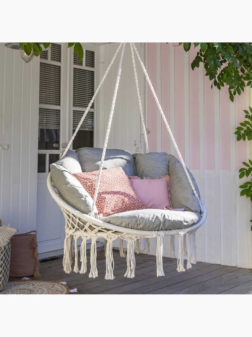Chaise de détente suspendue en cordes à franges CORDESSA - Kiabi Chaise de détente suspendue en cordes à franges CORDESSA - Kiabi