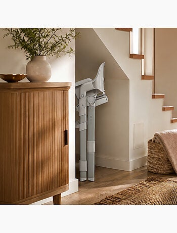 Chaise haute évolutive LIONELO Matt - Réglable hauteur - Pliage compact - Jusqu'à 110kg