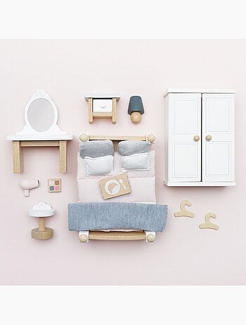 Chambre à coucher pour maison de poupées