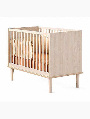 Chambre bébé 3 pièces , Lit 120x60, Commode à langer 3 tiroirs , Armoire 3 portes et 1 niche - décor