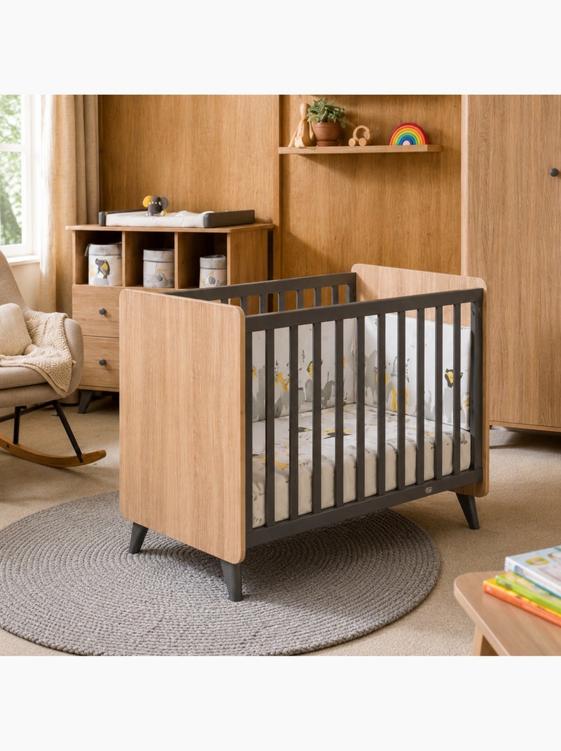 Chambre bébé trio: Lit bébé 60x120, Commode à langer 2 tiroirs et armoire 2 portes décor bois chêne Gris Marron - Kiabi