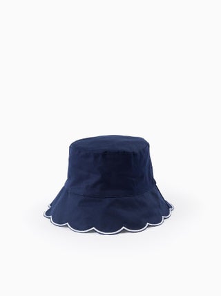 Chapeau à Bord Ondulé