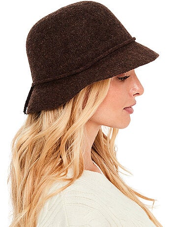 Chapeau cloche en laine pc2