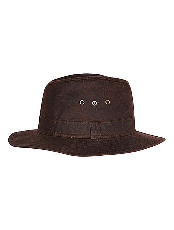 Chapeau huilé