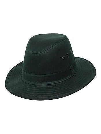 Chapeau huilé