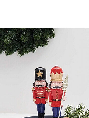 Charmante Figurine Casse-Noisette Rouge avec Bâton de 17 cm