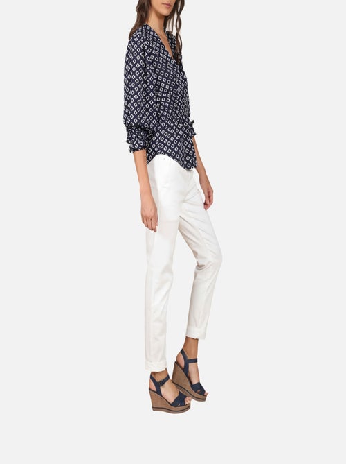 CHATTAWAK - Blouse marine fantaisie coupe ample avec un col v et un imprimé losanges - Kiabi