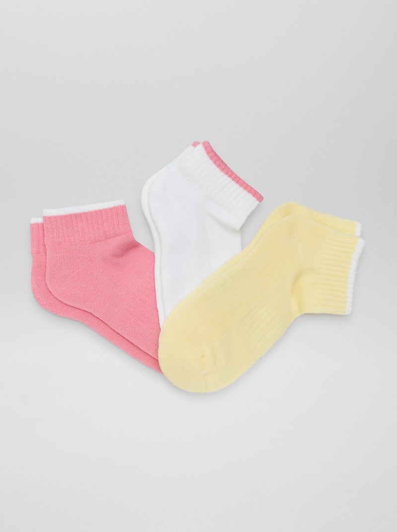Chaussettes courtes de sport Jaune/rose/blanc - Kiabi