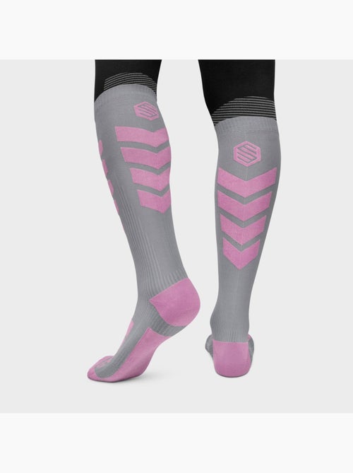 Chaussettes de snowboard sports d'hiver homme et femme aoraki powder - Kiabi Chaussettes de snowboard sports d'hiver homme et femme aoraki powder - Kiabi