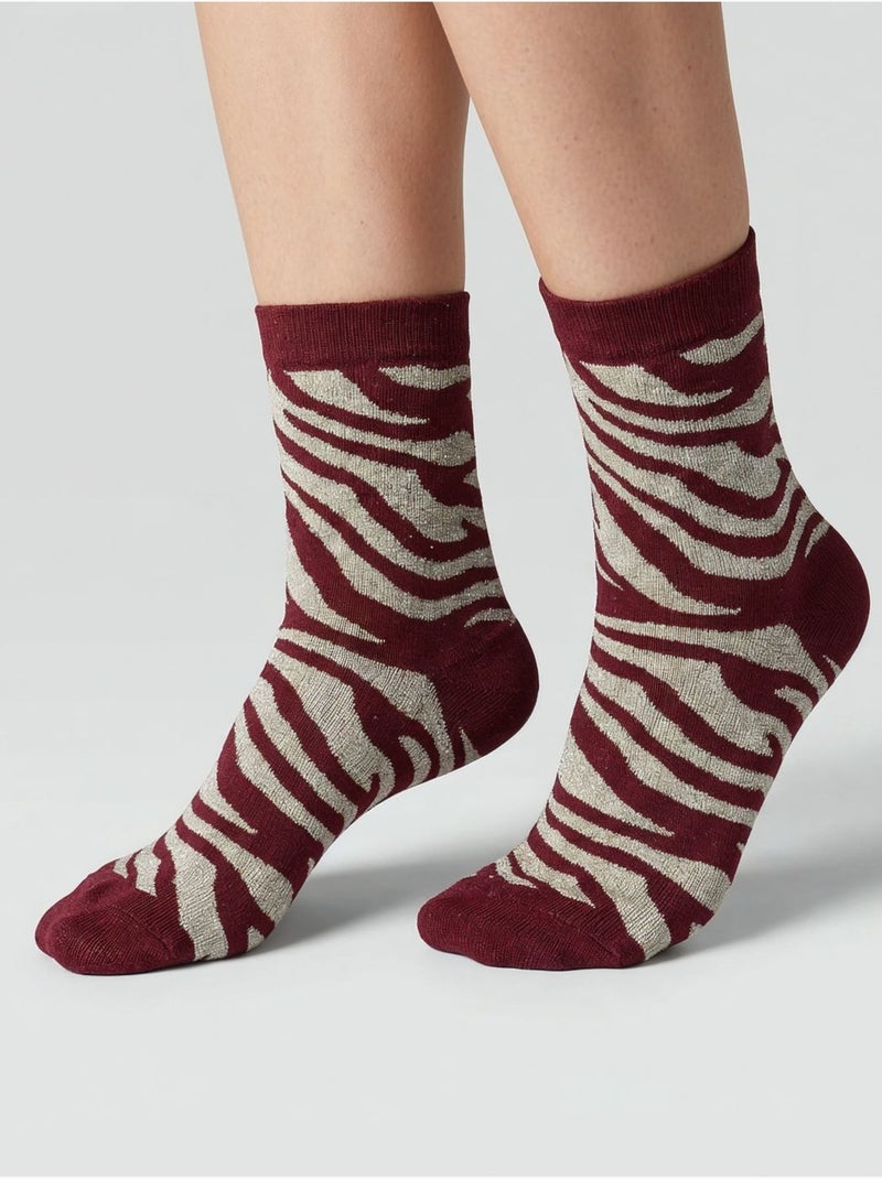 Chaussettes femme motif zèbre 'deeluxe' Rouge rubis - Kiabi