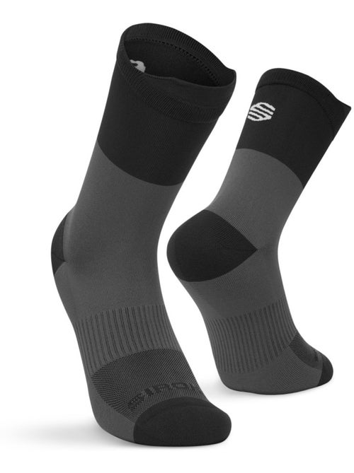 Chaussettes mi-hautes trail running randonnée homme et femme pindos - Kiabi Chaussettes mi-hautes trail running randonnée homme et femme pindos - Kiabi