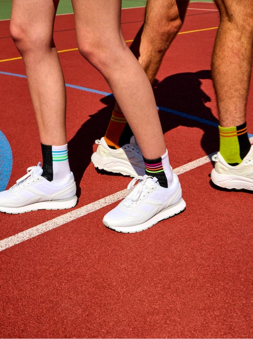 Chaussettes Sport Coolmax® courtes Marche Arc-en-ciel - Kiabi Chaussettes Sport Coolmax® courtes Marche Arc-en-ciel - Kiabi