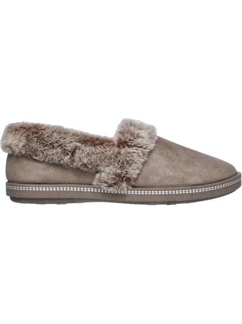 Chausson à enfiler skechers - Kiabi Chausson à enfiler skechers - Kiabi