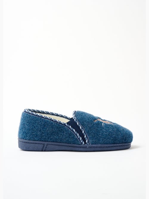 Chausson mocassin grande largeur mixte brodé - Afibel - Kiabi Chausson mocassin grande largeur mixte brodé - Afibel - Kiabi