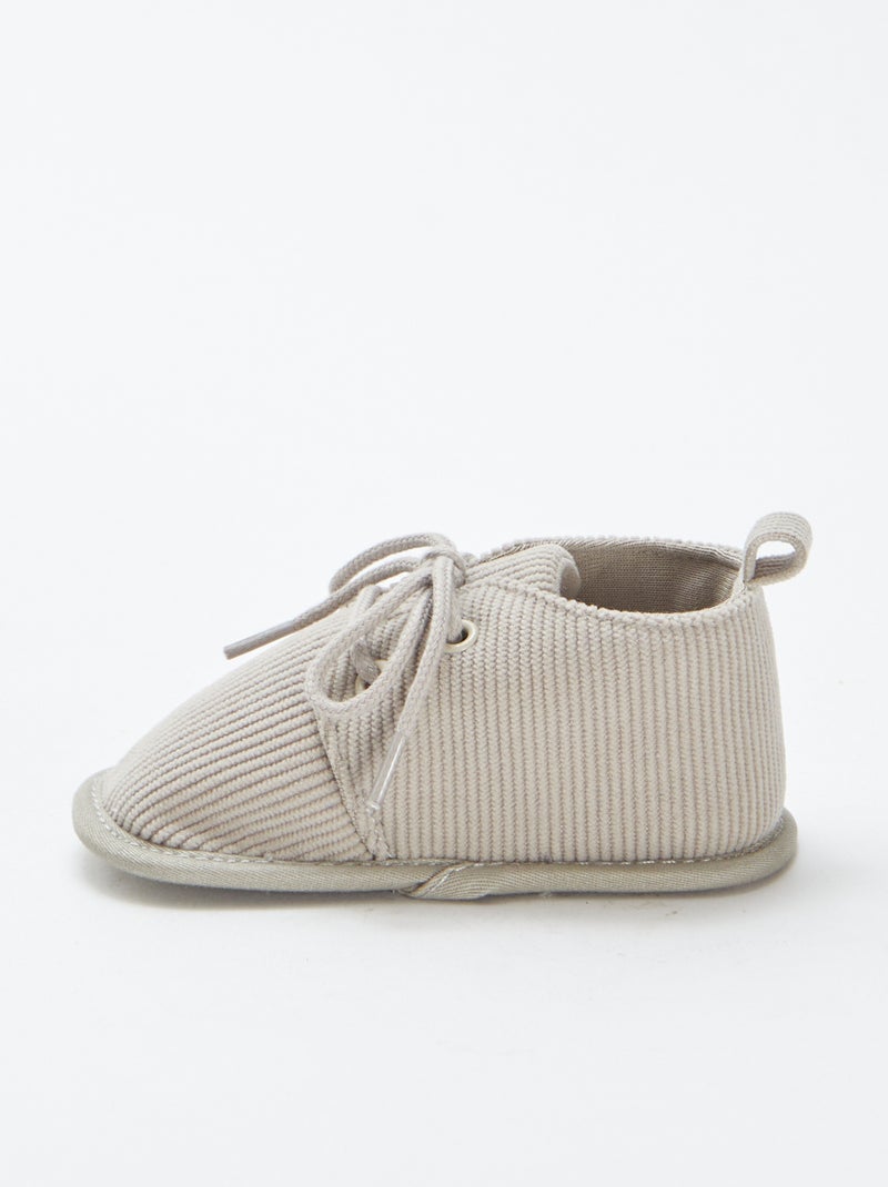 Chaussons à lacets Gris - Kiabi