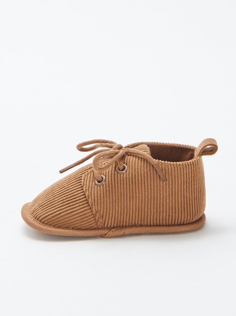 Chaussons à lacets Marron - Kiabi
