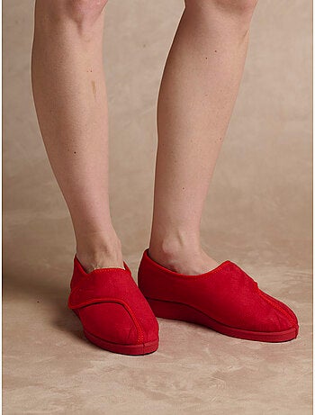 Chaussons à patte auto-agrippante