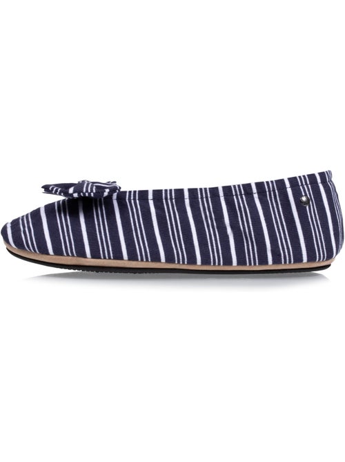 Chaussons ballerines grand nœud et semelle gomme femme isotoner - Kiabi Chaussons ballerines grand nœud et semelle gomme femme isotoner - Kiabi