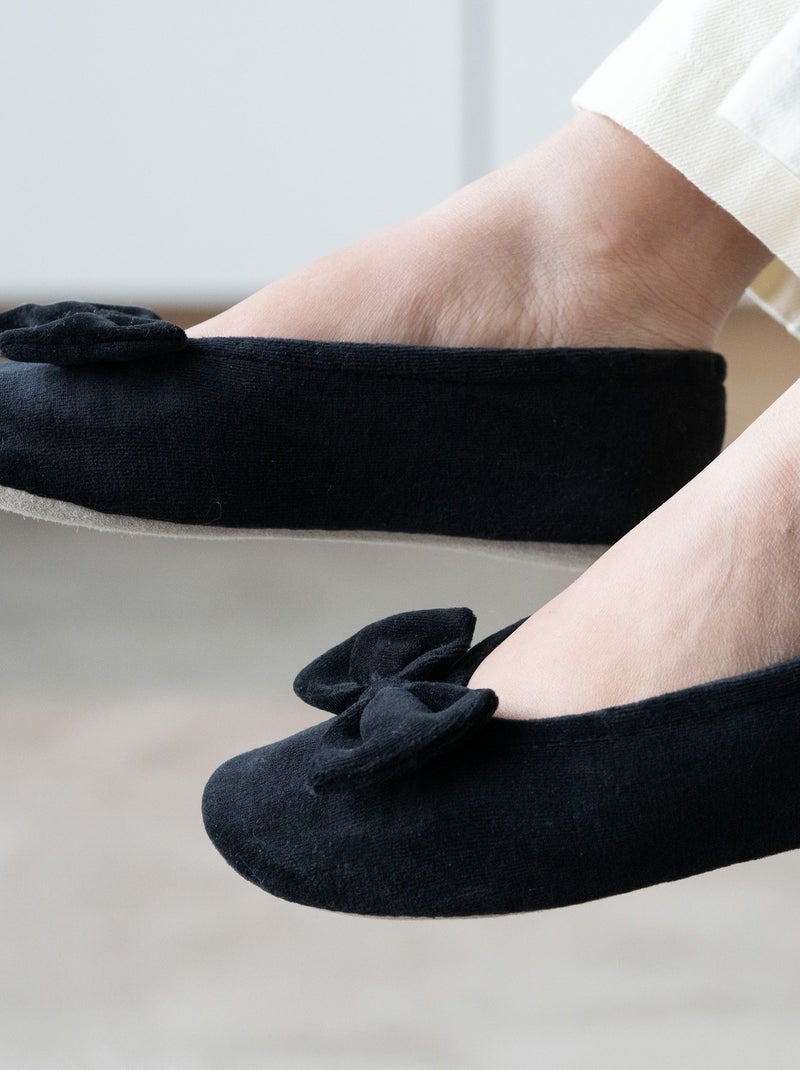 Chaussons ballerines grand noeud ultra confortables, coton biologique et semelle cuir femme Isotoner Noir - Kiabi