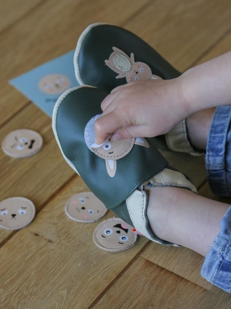 Chaussons bébé cuir souple à emotions Vert - Kiabi