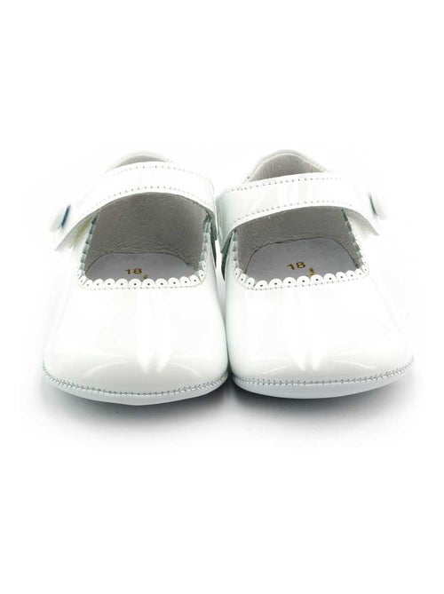 Chaussons Bébé En Cuir Vernis - Boni Thérèse - Kiabi Chaussons Bébé En Cuir Vernis - Boni Thérèse - Kiabi