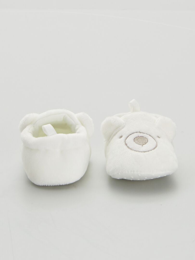 Chaussons bébé en velours blanc - Kiabi