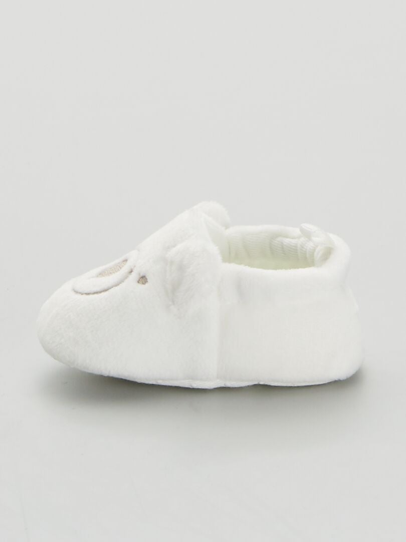 Chaussons bébé en velours blanc - Kiabi