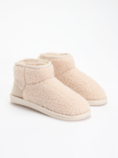 Chaussons boots effet moutonné - Kiabi Chaussons boots effet moutonné - Kiabi