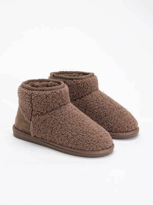 Chaussons boots effet moutonné - Kiabi Chaussons boots effet moutonné - Kiabi