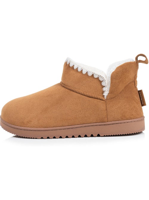 Chaussons bottillons Suédine - semelle crantée femme Isotoner - Kiabi Chaussons bottillons Suédine - semelle crantée femme Isotoner - Kiabi